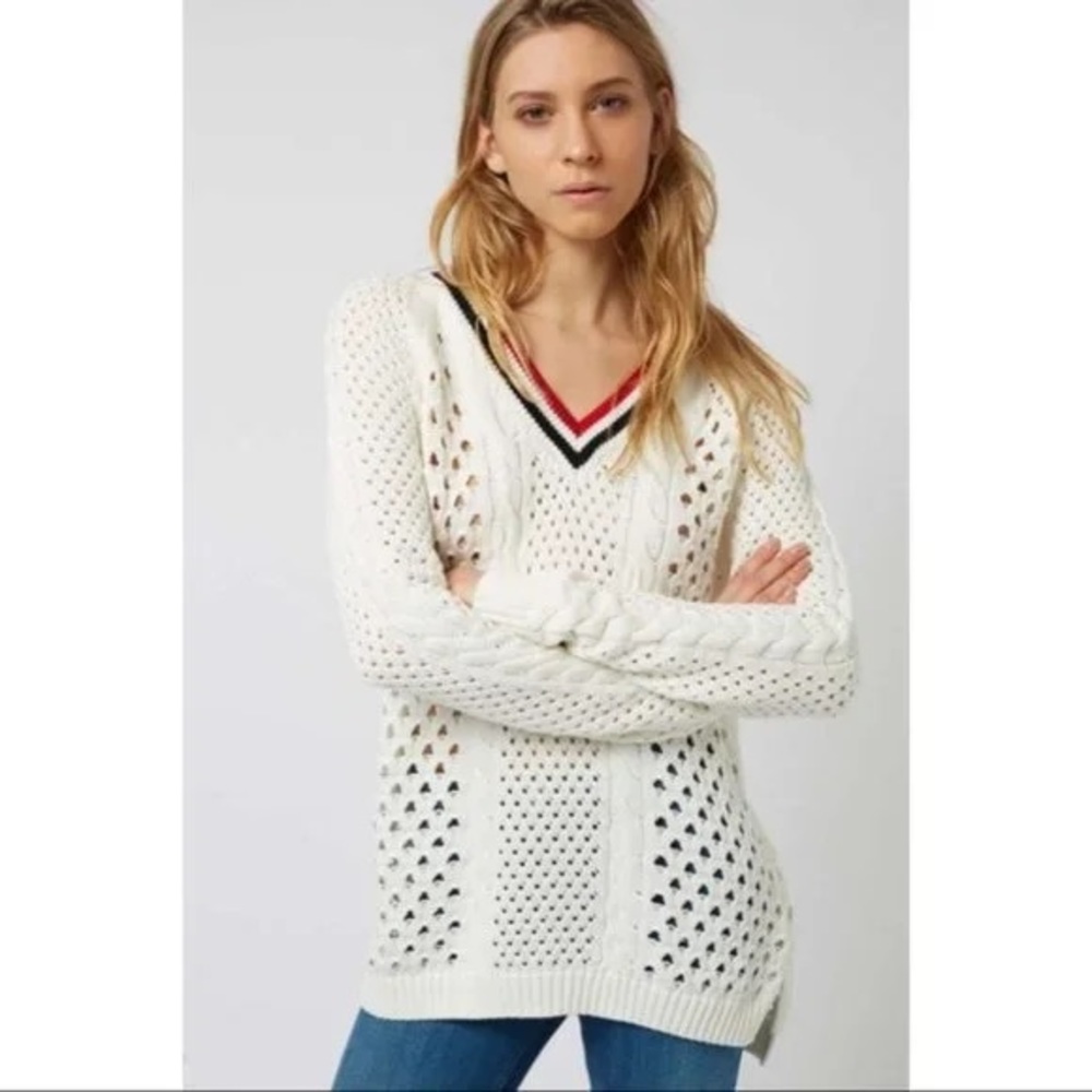 Topshop White V-Neck Cable Knit Sweater with Red and Black Trim